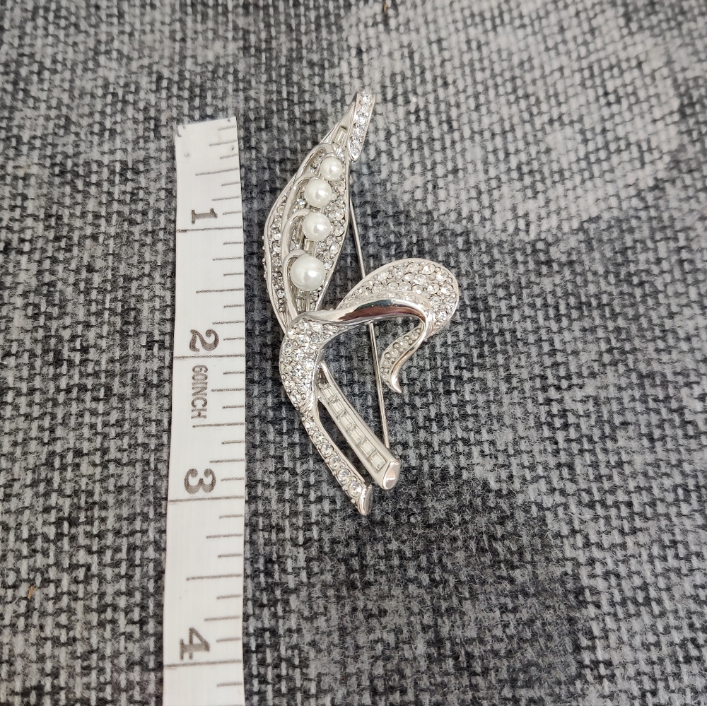 Nolan Miller Brooch - Picture 7 of 8